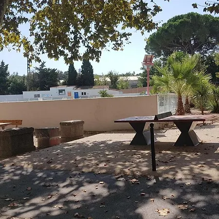Camping 7 Fonts Mobil-home Clim 6 Pers Campsite