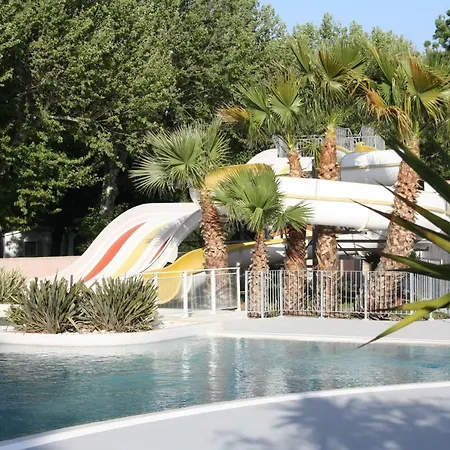 Camping 7 Fonts Mobil-home Clim 6 Pers 3*
